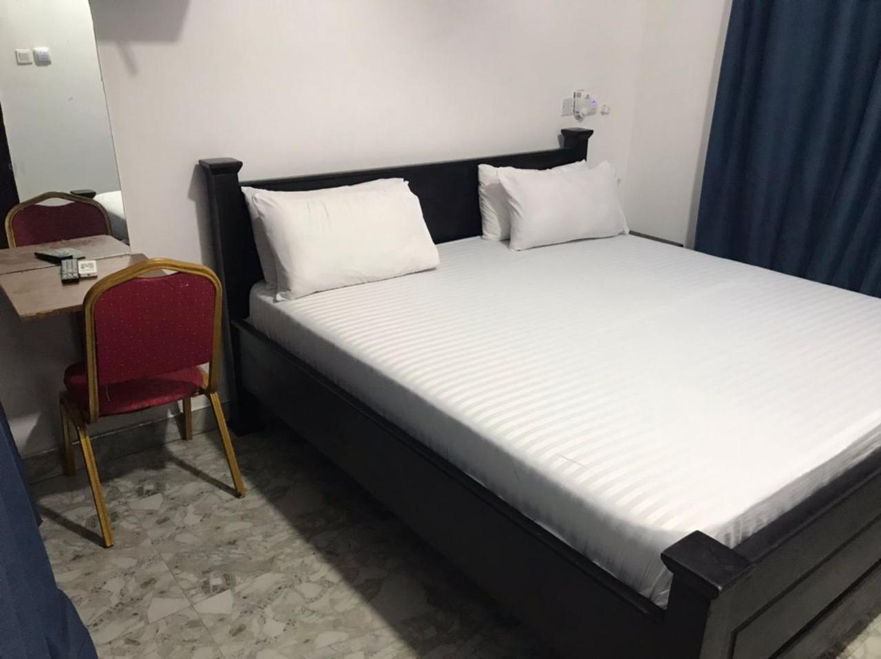 Nana'S Holiday Let Adenta Kültér fotó